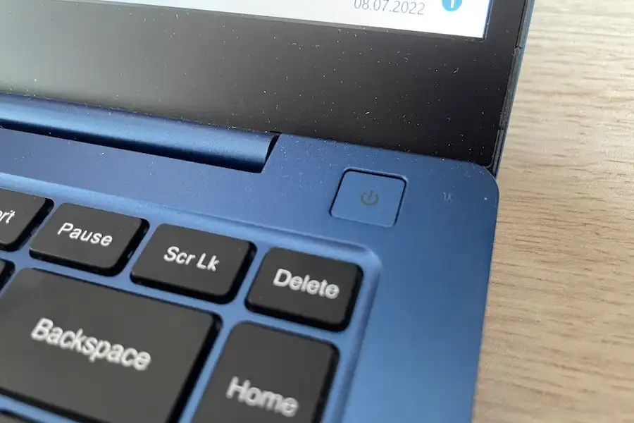 fitur laptop Infinix Inbook X2